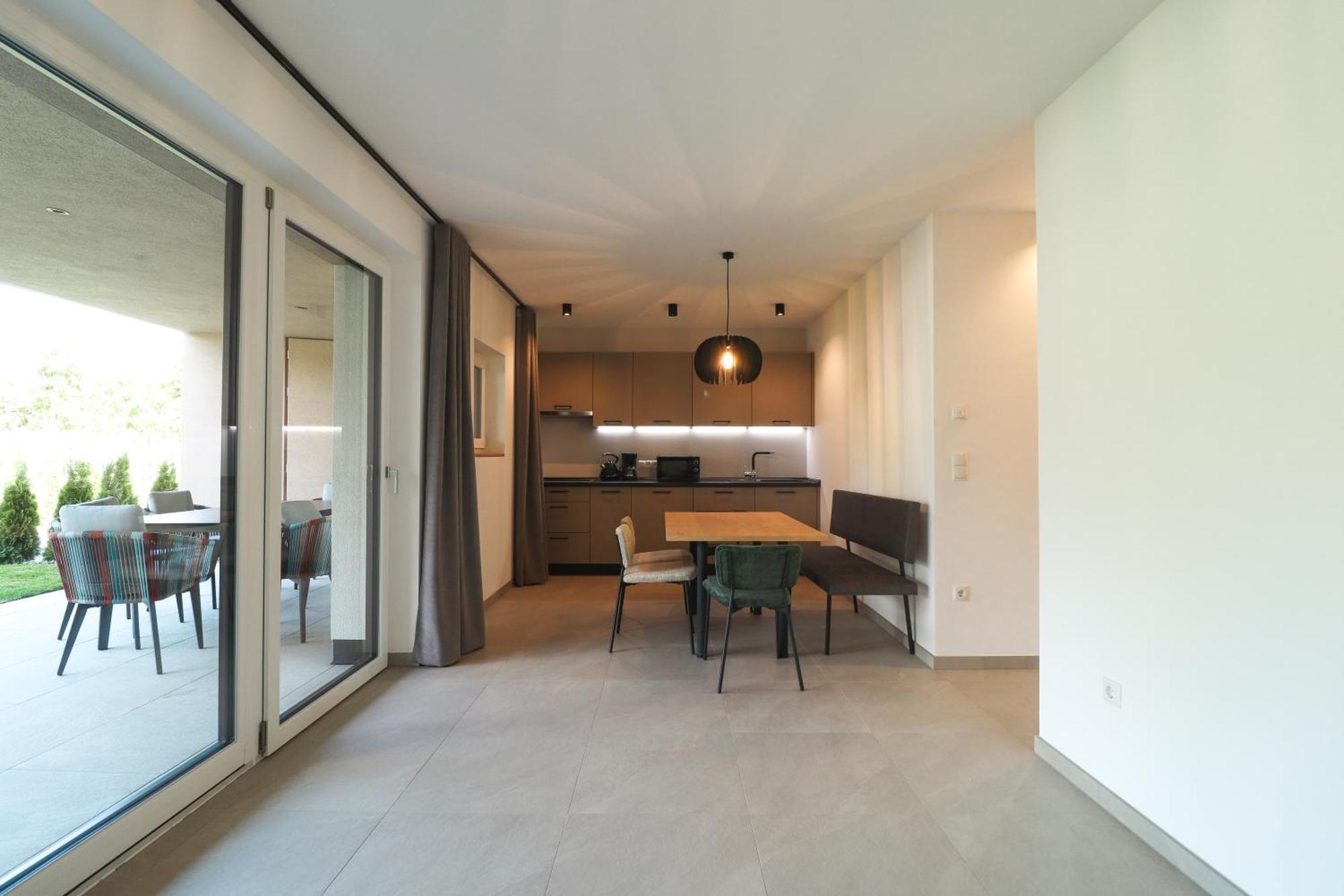 Montani Aparthotel