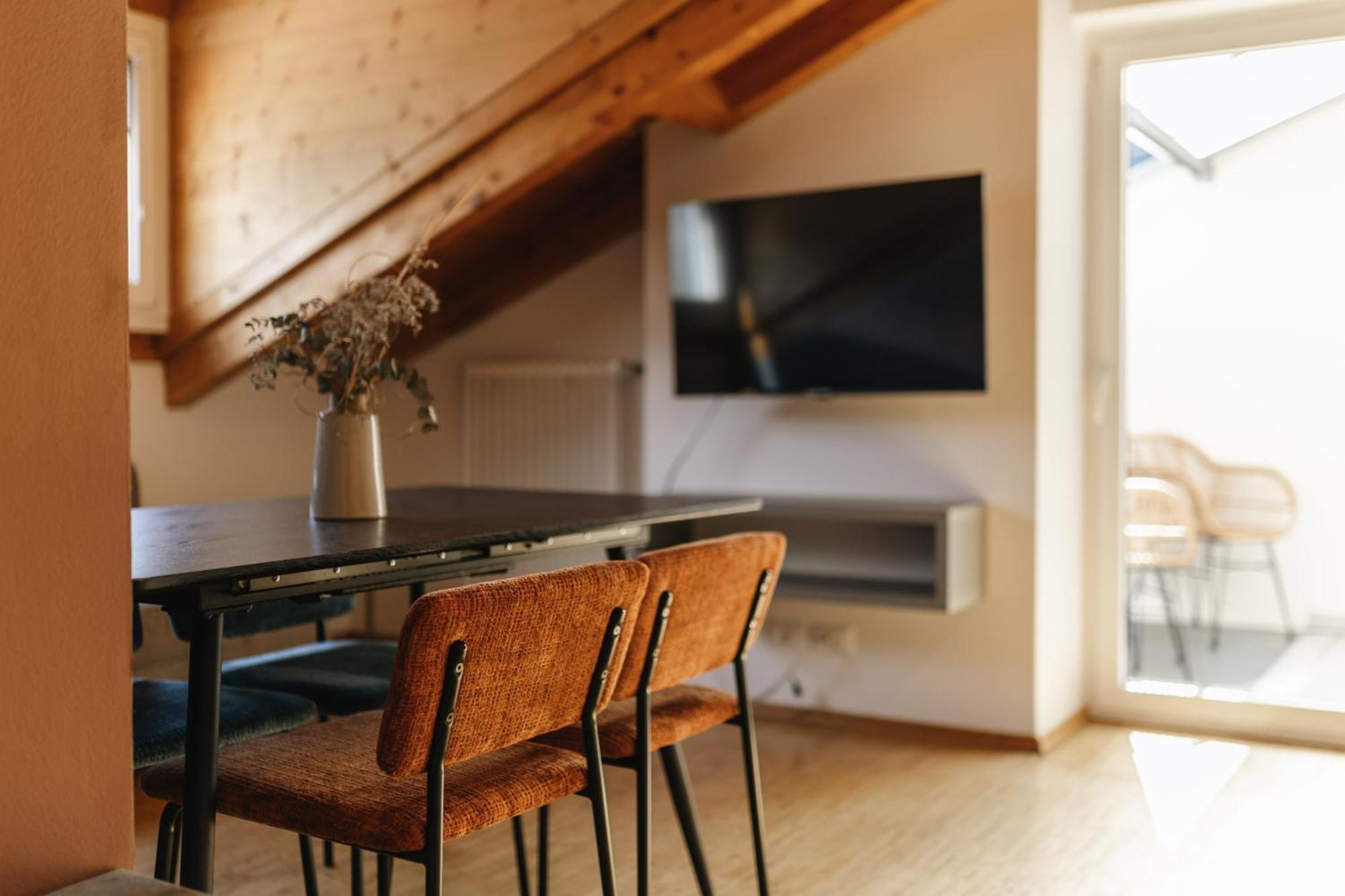 Montani Aparthotel 3*